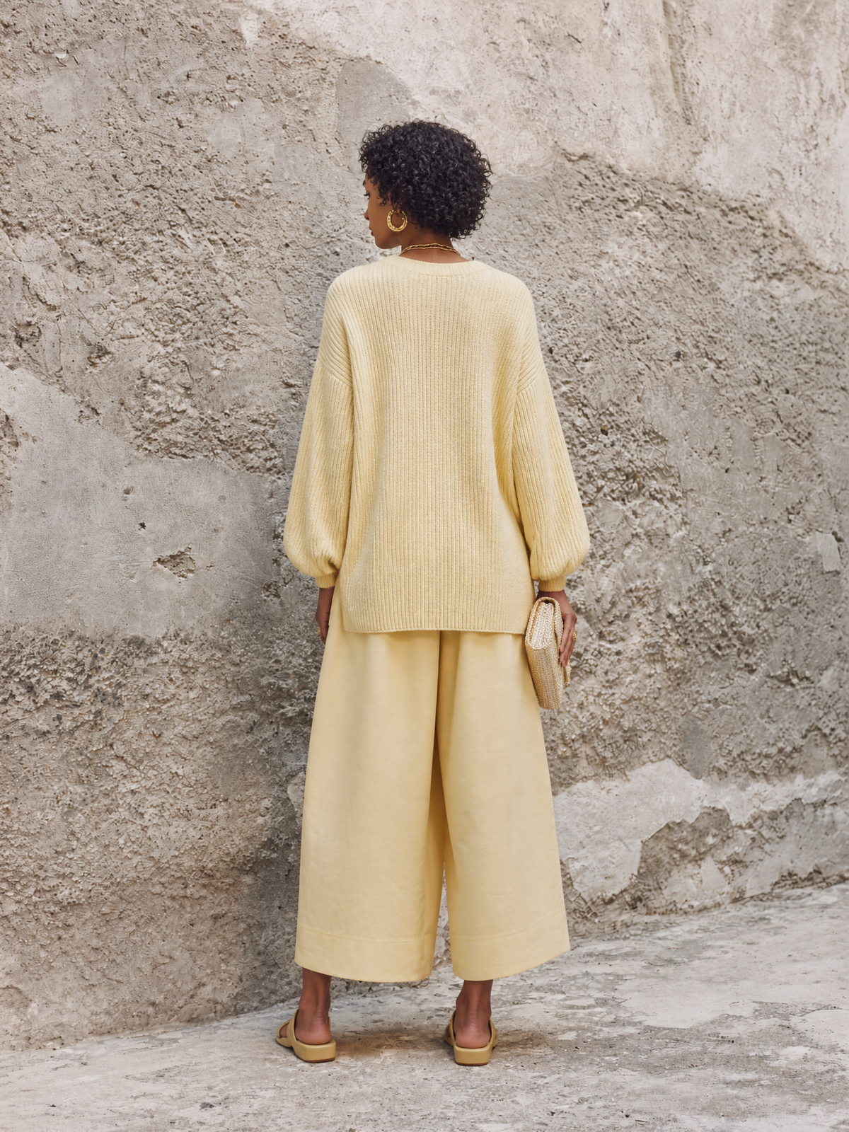 Ida — Completo due pezzi in maglia con pantaloni a gamba larga giallo
