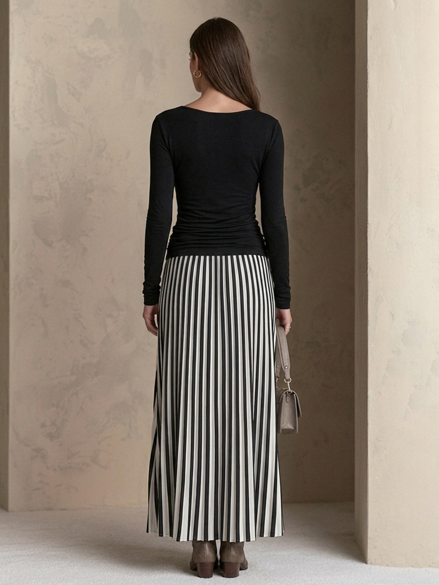 Wanda — Completo due pezzi in maglia elasticizzata a righe