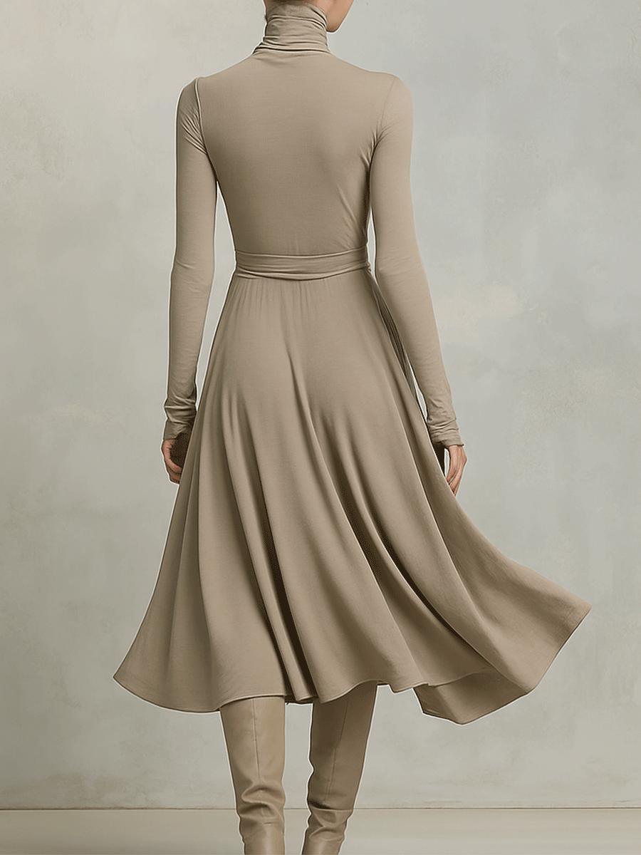 Crescenza — Abito midi in maglia con collo alto beige