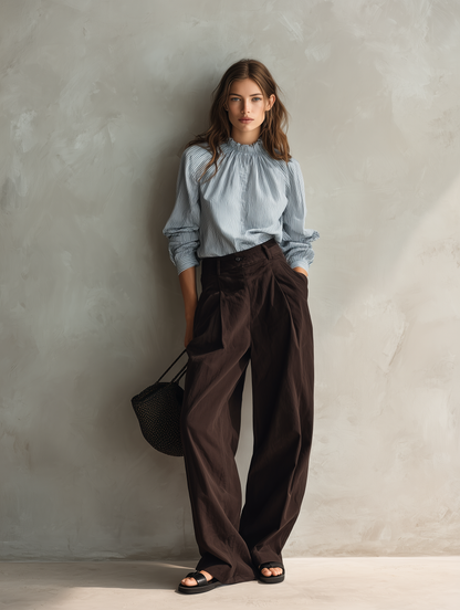 Loretta — Completo due pezzi con pantaloni blu e marrone