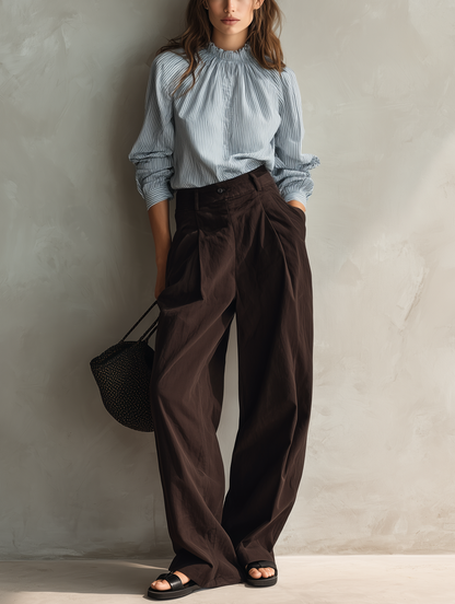 Loretta — Completo due pezzi con pantaloni blu e marrone