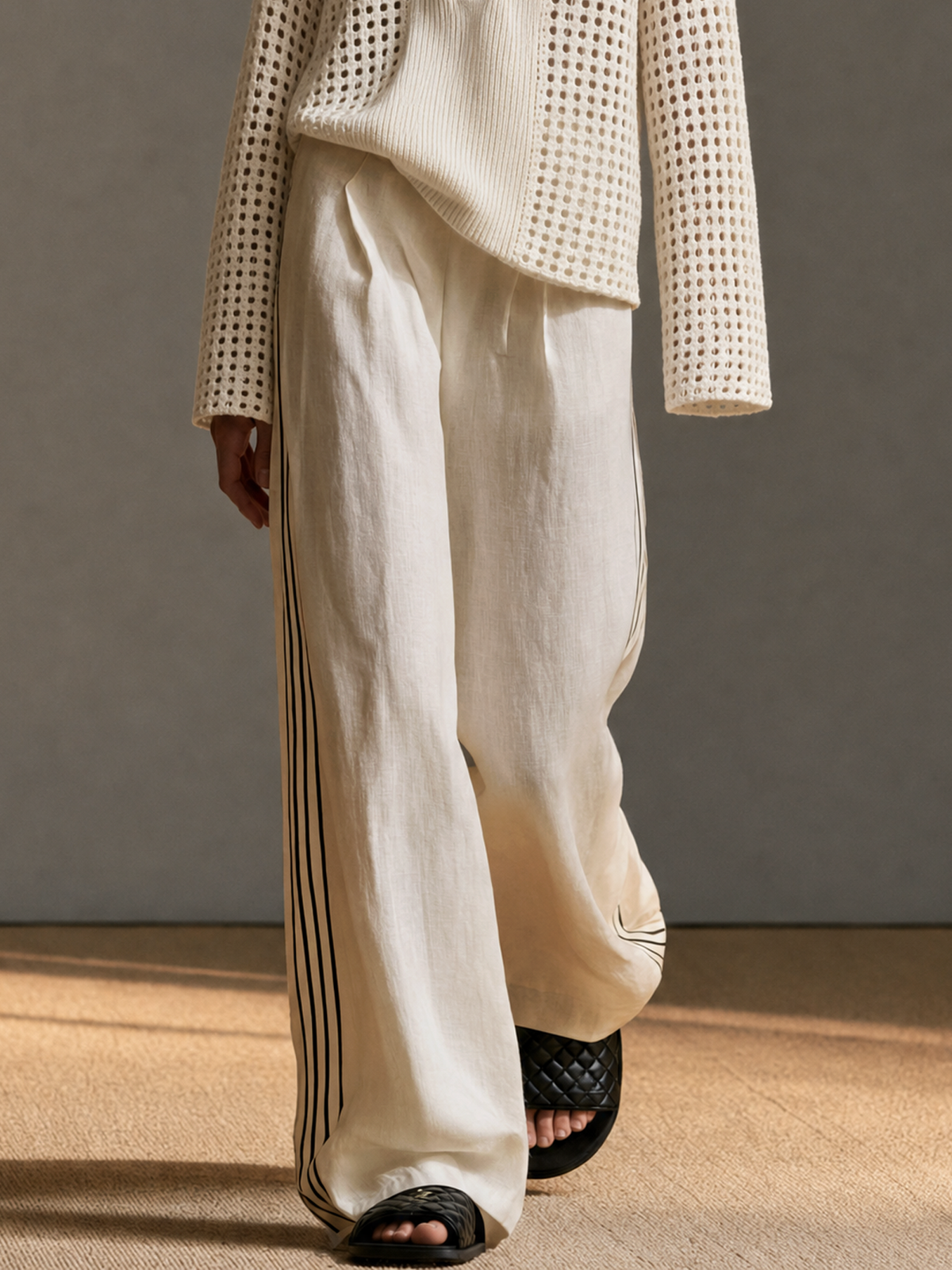 Zita — Completo due pezzi in lino con pantaloni a gamba larga beige