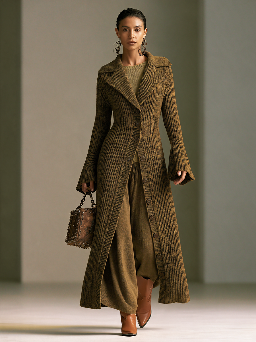 Venera — Cappotto lungo in maglia con revers
