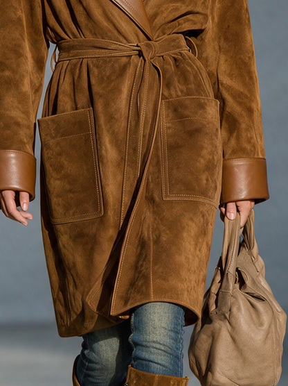Rosmunda — Cappotto in camoscio con revers