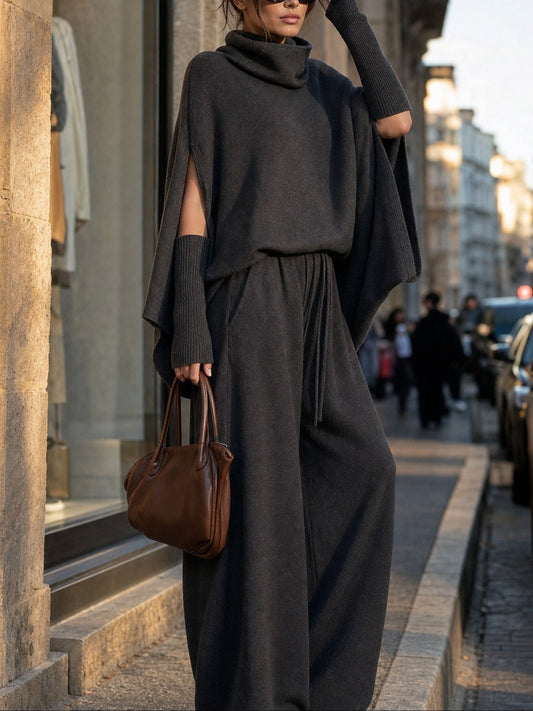 Lucilla — Completo con poncho e pantaloni a gamba larga