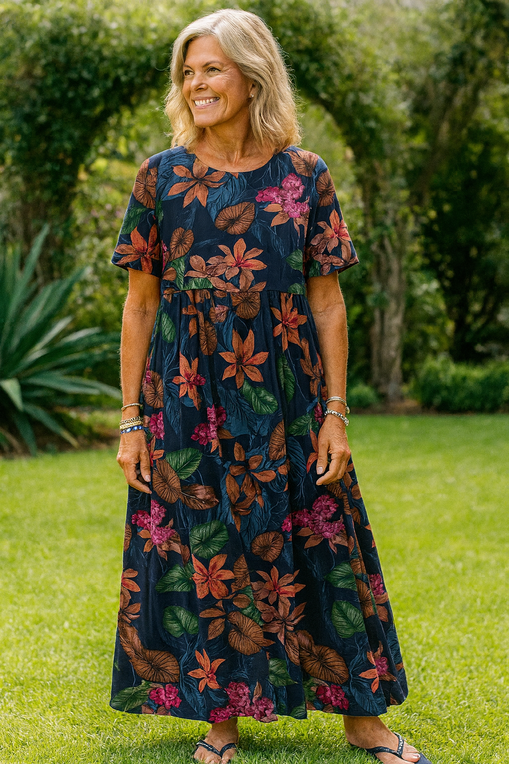 Livia — Abito midi a fiori con manica a farfalla