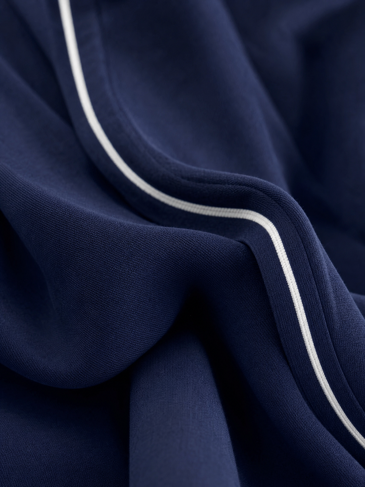 Gaia — Completo sportivo con maglia e pantaloni a gamba larga