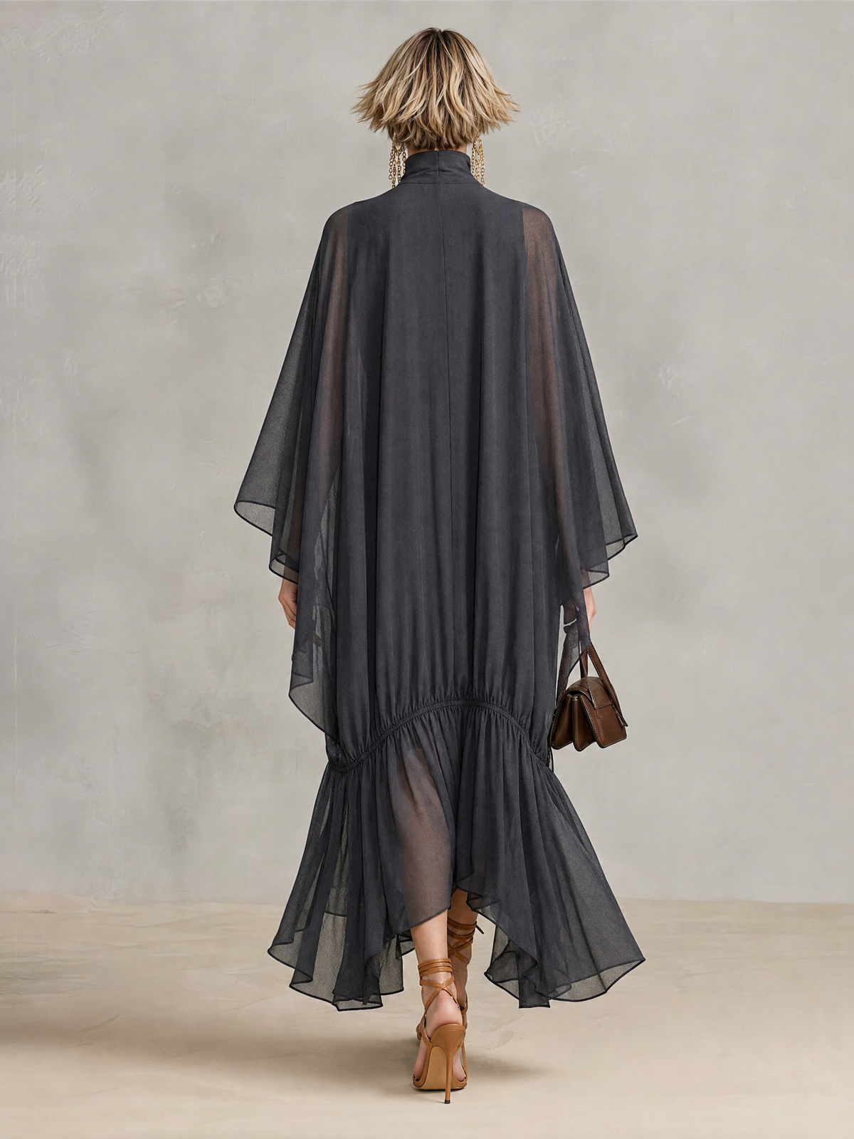 Simonetta — Abito lungo in chiffon con collo alto
