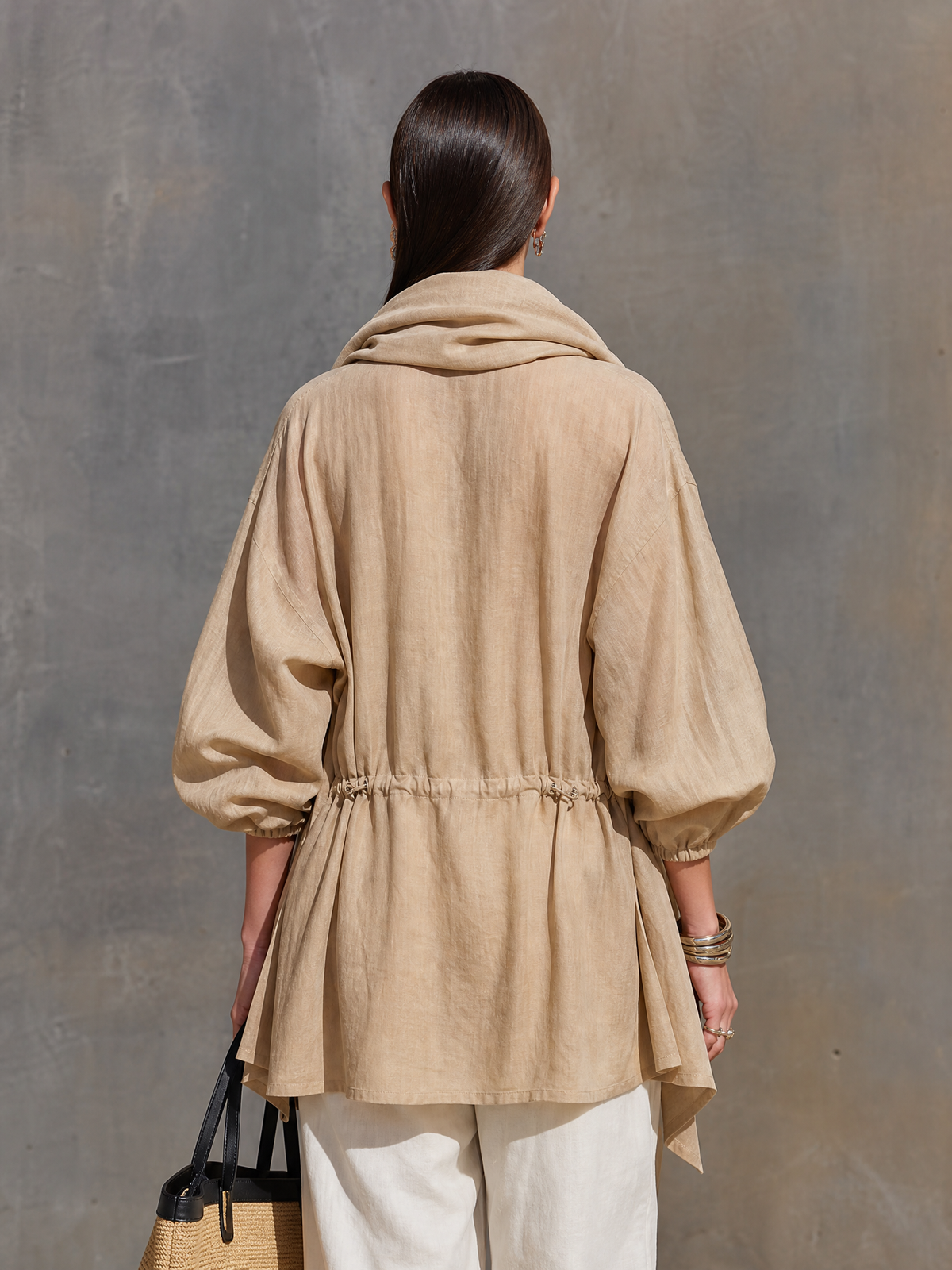 Alessandra — Giacca oversize in tencel con revers