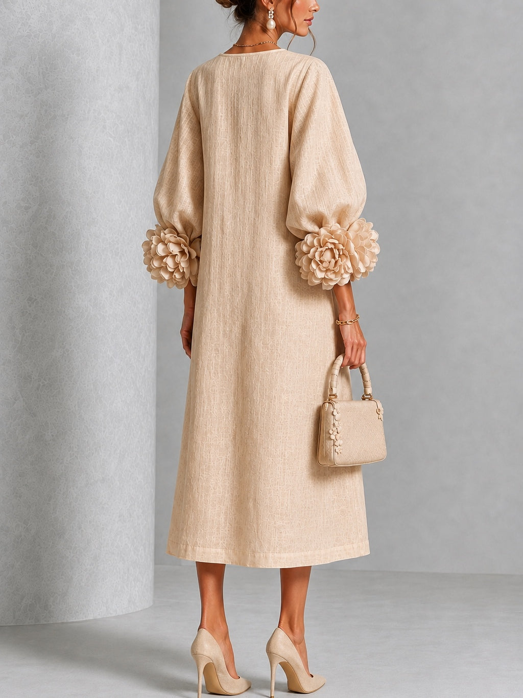Corinna — Abito midi a fiori con polsini a fiore
