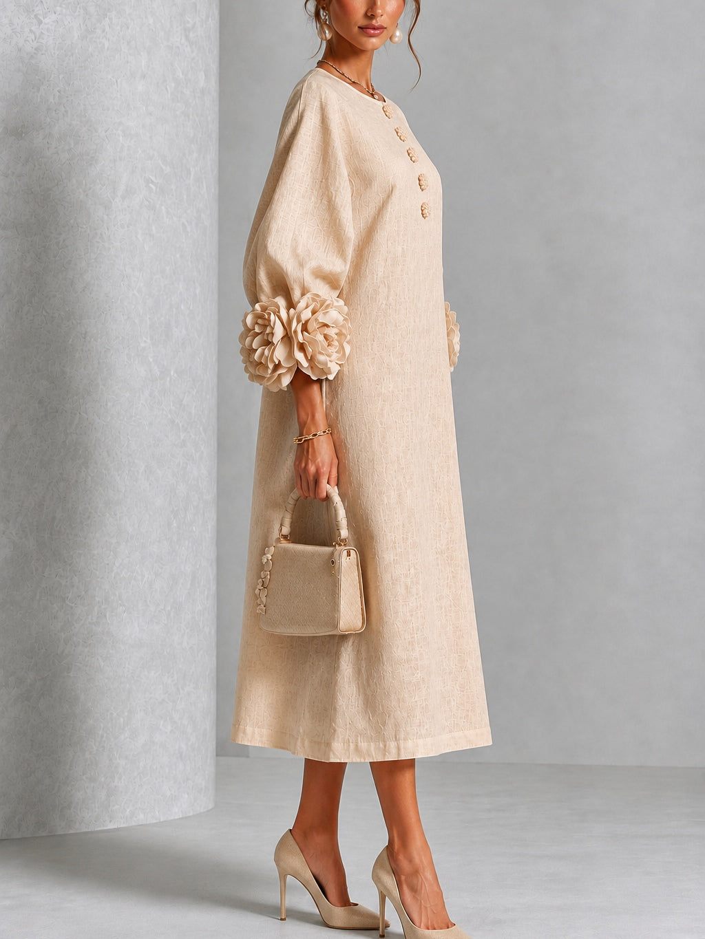 Corinna — Abito midi a fiori con polsini a fiore