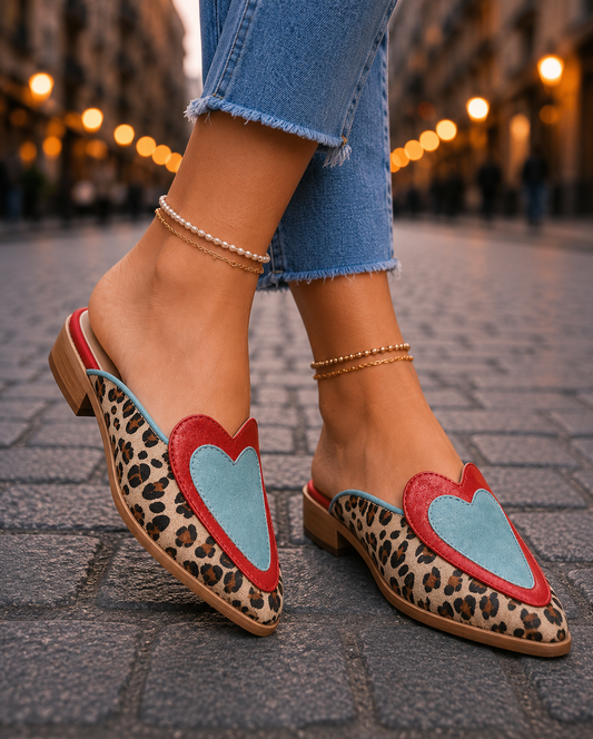 Perla — Mules aperti sul tallone con stampa leopardo
