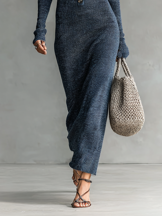 Adelaide — Abito lungo in maglia elasticizzata a manica lunga blu navy