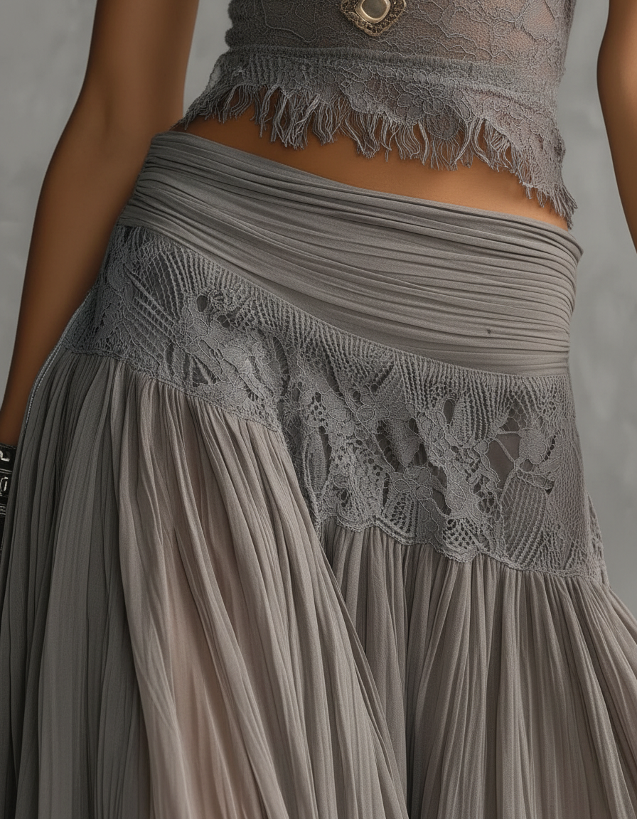 Federica — Completo con top in pizzo e gonna plissettata
